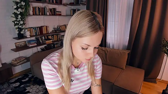 Pokazy przed kamerką – AndraQuella