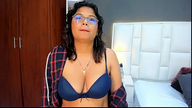 แชท XXX สดของ yeral2017