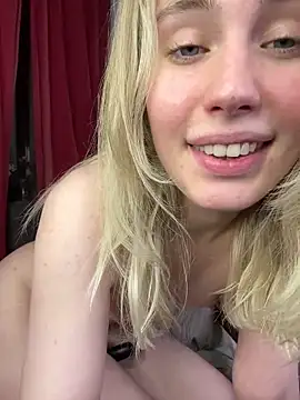 LovelyMiuのウェブカメラショー