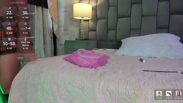 CarolineFyre – Naživo XXX chat