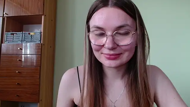 LooveELLYx: онлайн-секс-чат