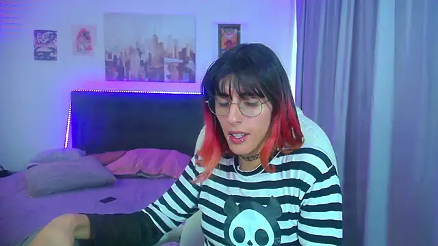 goth_minervan Webbikameraesitys