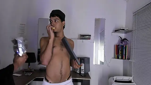 xxKamadevaxx's Webcam Show