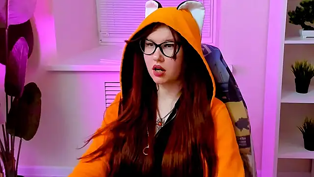 CarolGiggly's Live XXX Chat