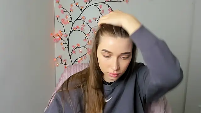 NikaMysticのライブXXXチャット