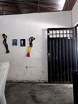 Genesis_18_ – Live XXX-chat