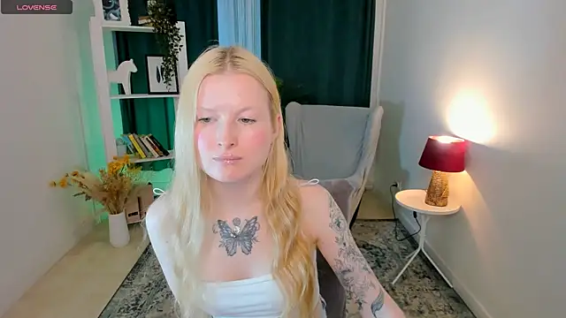 Chat XXX ao vivo de Laly_Peach