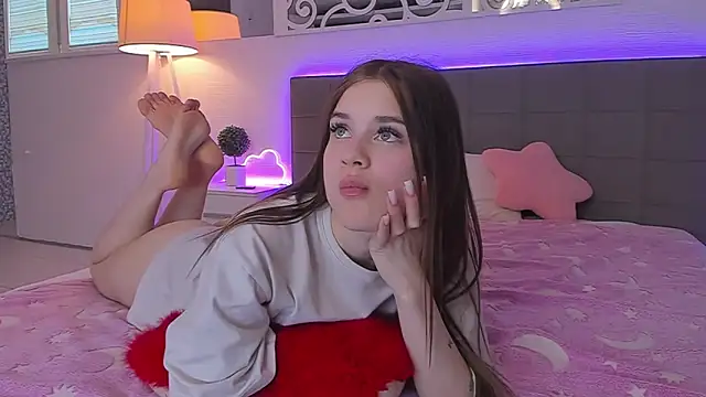 LuisaClover's Live XXX Chat