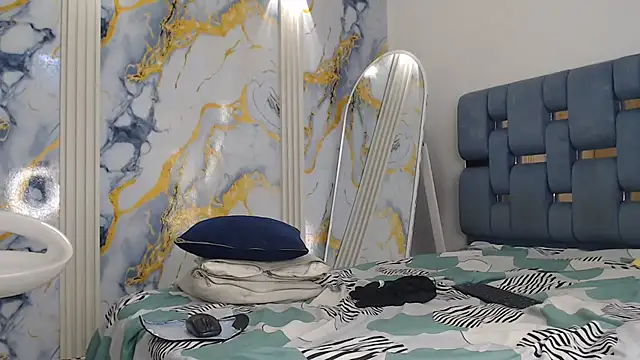 GOLD_BOYS' Live XXX Chat