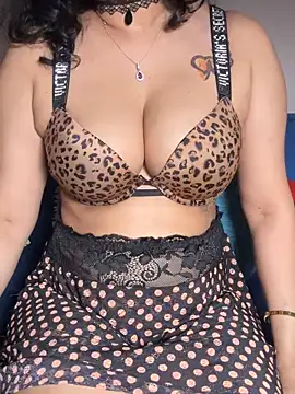 Squirt_Queen_X Pertunjukan Webcam