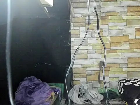 manilafoxts' Webcam Show