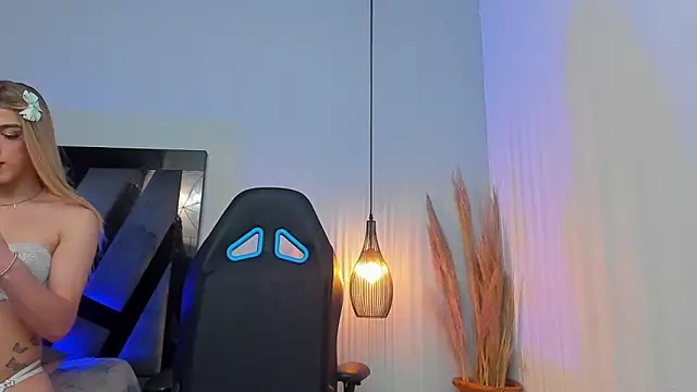 Pertunjukan Kamera Web antonella_zapata