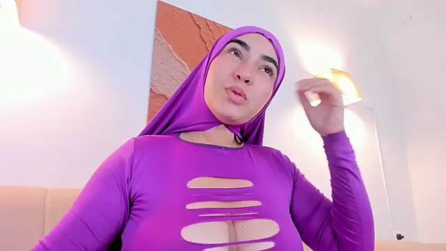 Malika_Noor 即時 XXX 聊天