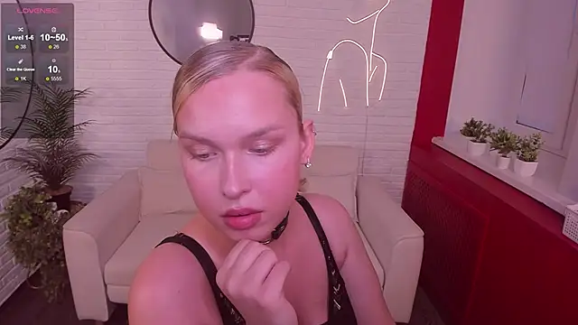 Онлайн чат XXX angelic_coy