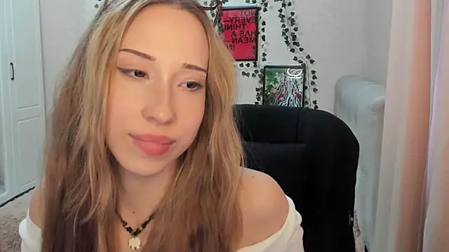 Chat +18 de Emmarayder ao vivo