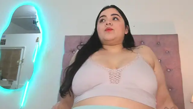 Chatroom XXX en direct de laurenlaine