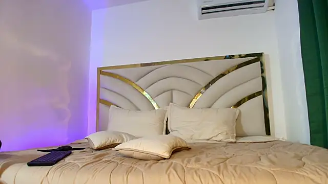 Milo_Storm's Webcam Show