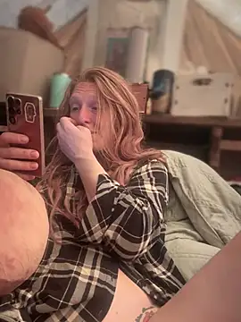 GoldenFlameGoddess élő XXX-chatje