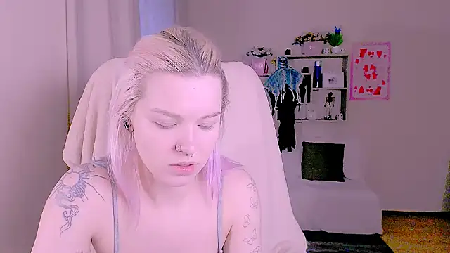 Hot_Blonda লাইভ XXX চ্যাট