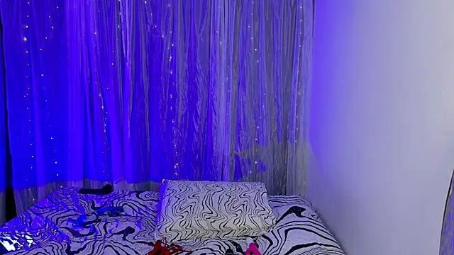 Blazing_Haze 即時 XXX 聊天