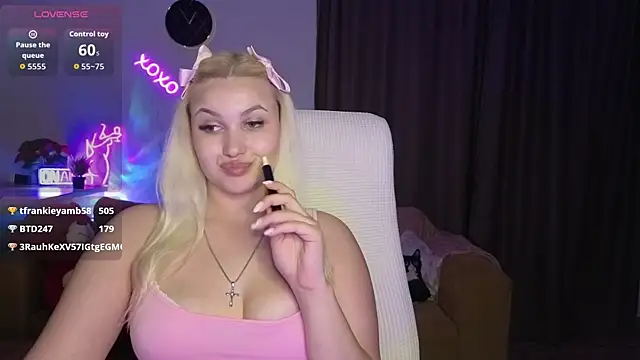 adrelaxinan Live XXX chat