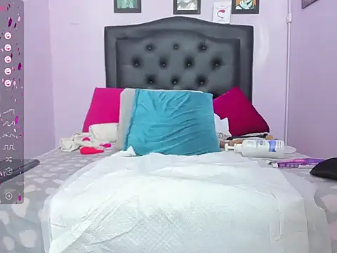 monalind220 即時 XXX 聊天