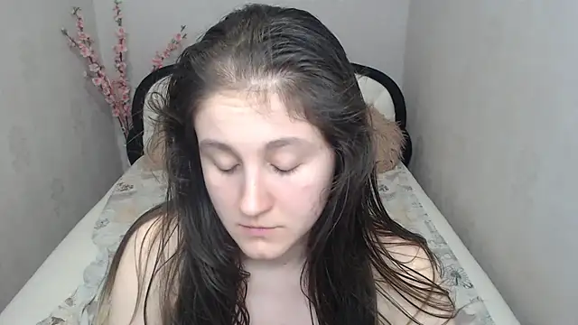 Czat XXX na żywo – Holliy_Cooper