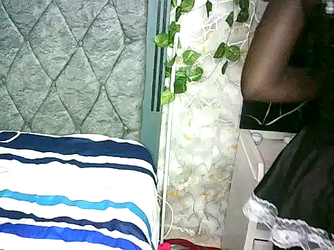 fineafrican_melanin élő XXX-chatje