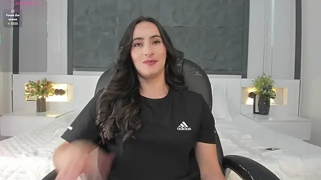 Chatroom XXX en direct de SaraGomez1