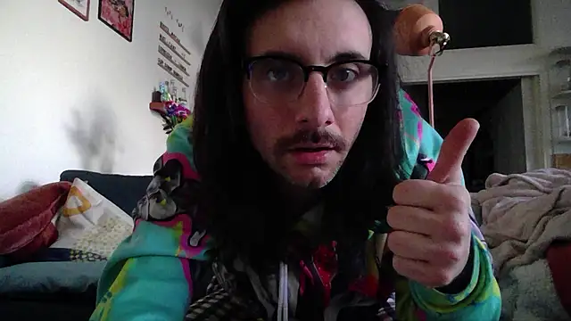 Chuck-FRn Live XXX chat