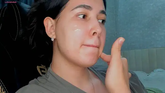 Diara_1an Chat XXX live