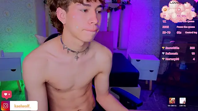 kaelwolf_tay webkamerás műsora