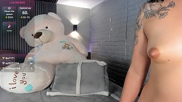 Magic_ivoneのライブXXXチャット