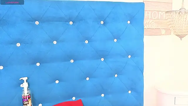 meganrousx লাইভ XXX চ্যাট