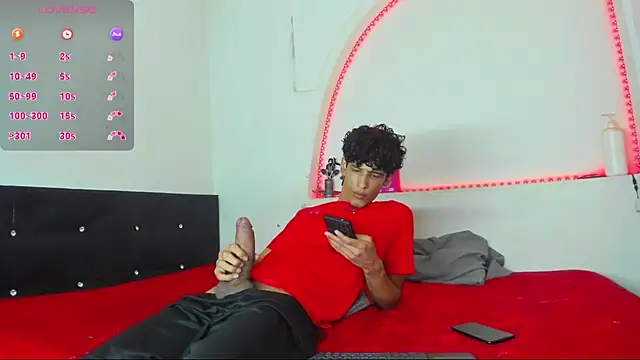 liammendoza98 webcam show