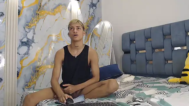 GOLD_BOYS Live XXX Chat