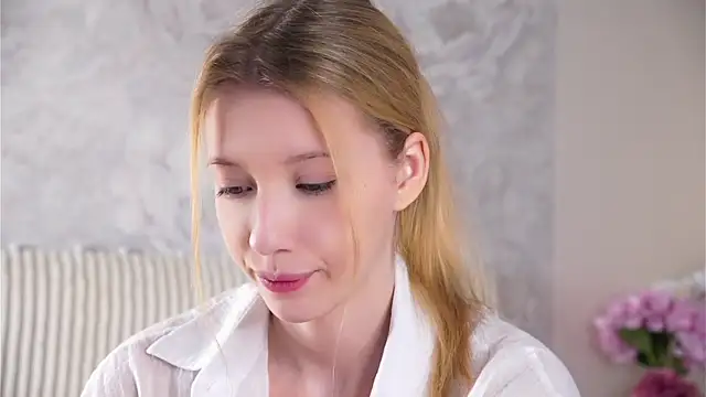 Онлайн чат XXX SunnivaCovil