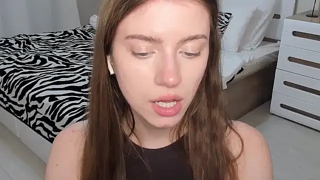 Erica_Kiss Chat XXX in diretta