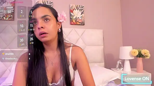 Chat XXX en directo de Gia__evanss