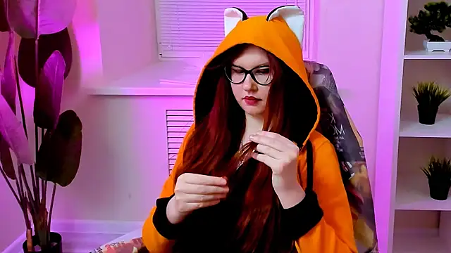 CarolGiggly's Live XXX Chat