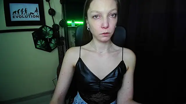 Chat XXX ao vivo de EmillyPlay