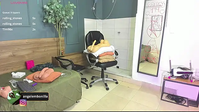 Fallen_Angel999777 live XXX chat