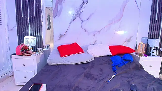 BarbaraFerrer69's Live XXX Chat