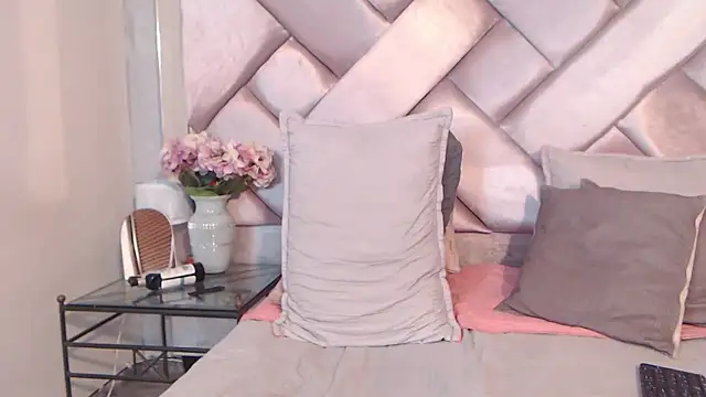 Ashleyroberst: вебкам-шоу