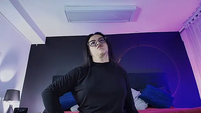 _Jade_16 élő XXX-chatje