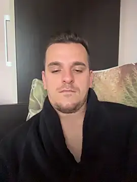 โชว์เว็บแคมของ Huge_cock22cm