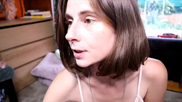 Chatroom XXX en direct de LittleMe97