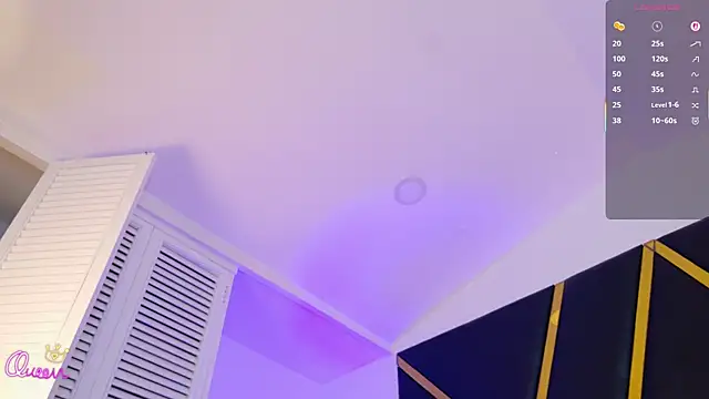 EmmaaCastro élő XXX-chatje