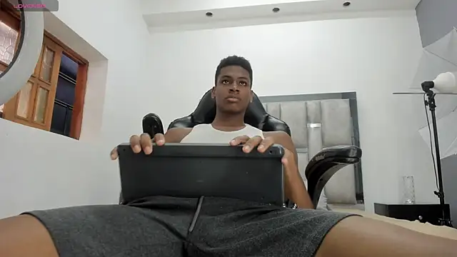 khris__evans 现场XXX聊天