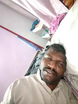 Show modela Paramkeerthi na web-kameri